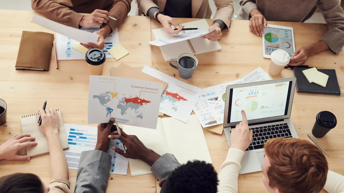 customer service factors
