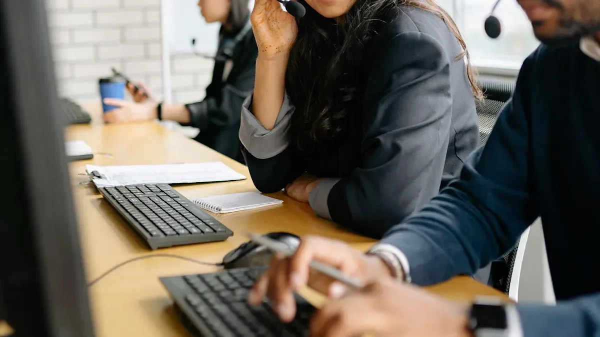 Enhance Your Support Experience with Callnovo customer service call center
