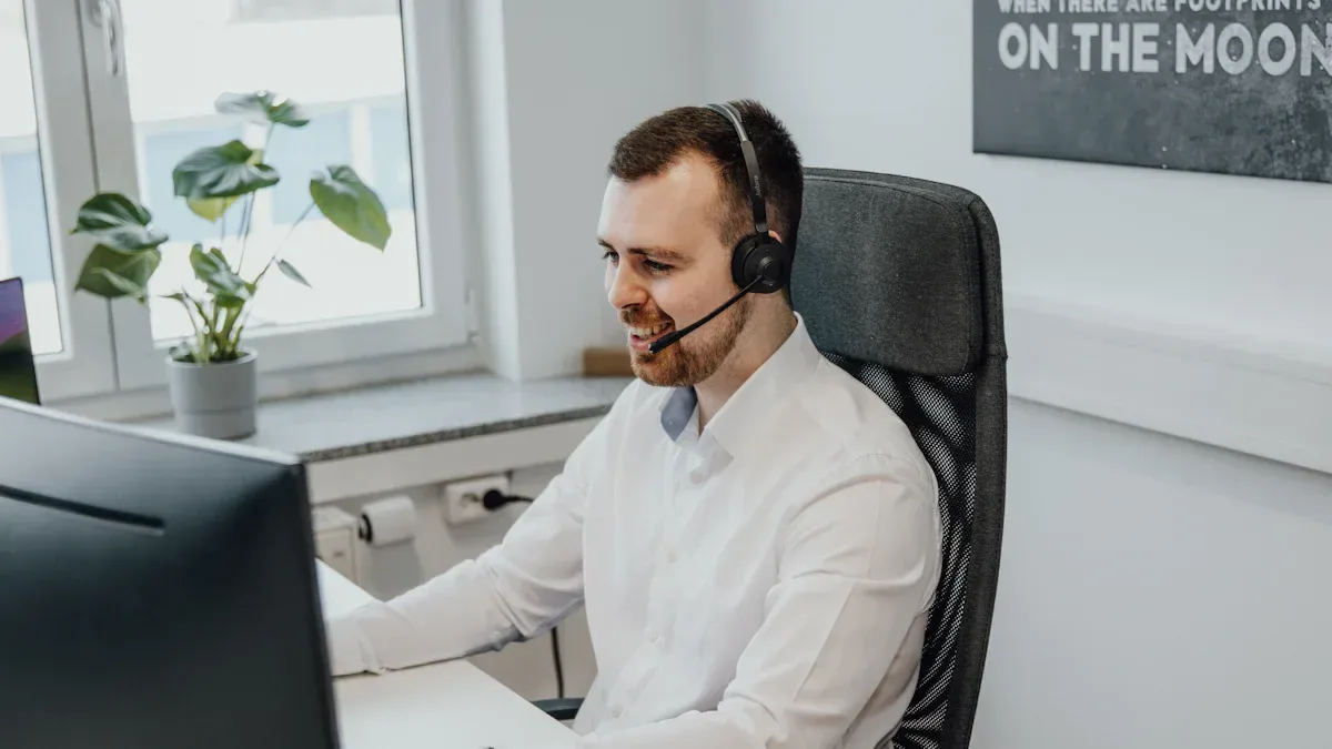 Top 10 VoIP Call Center Providers for Small Businesses in 2025