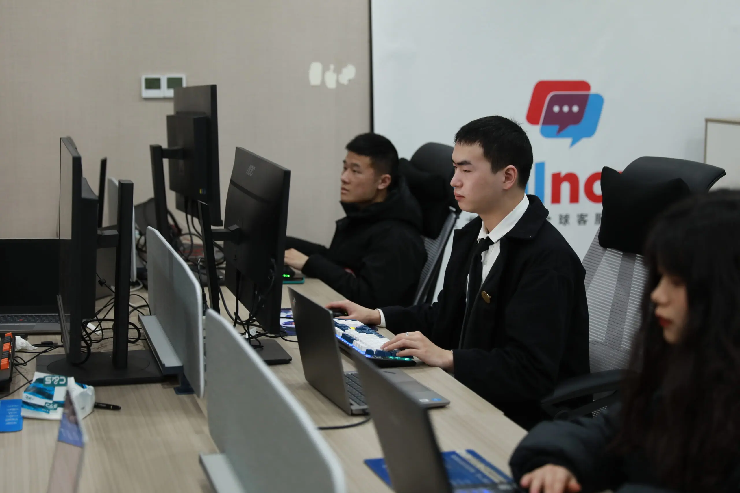 multilingual home care virtual assistants