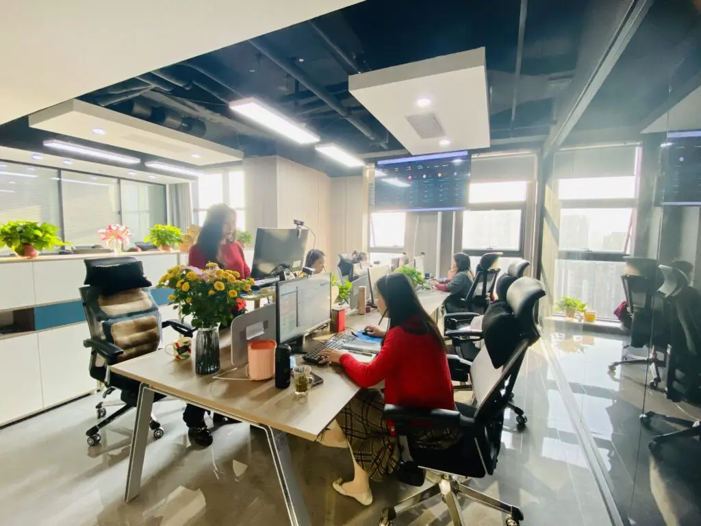 multilingual AI assistants