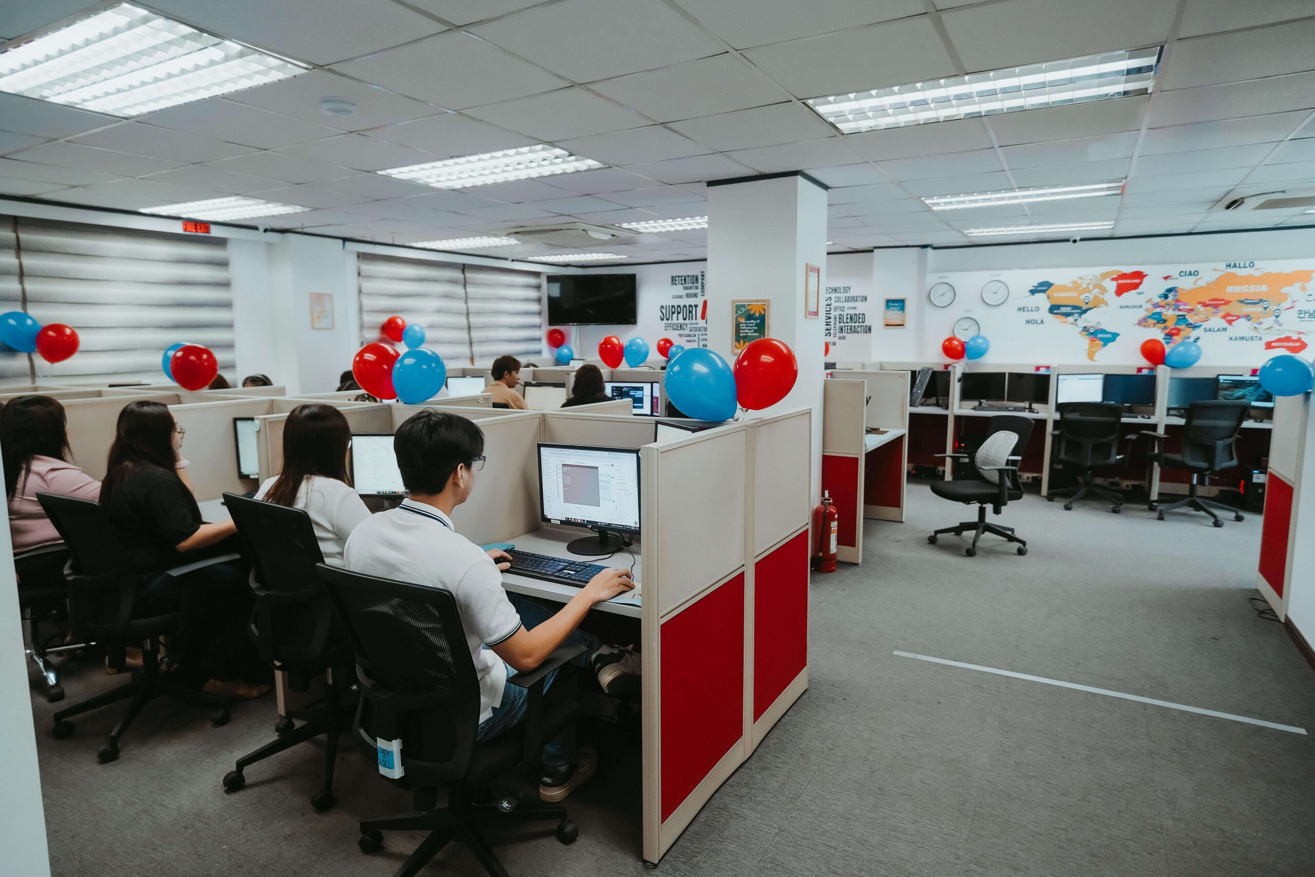 Callnovo bilingual virtual assistant helping immigration lawyers handle Chinese client intake efficiently